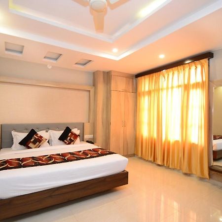 Hopp Inn Udaipur Buitenkant foto