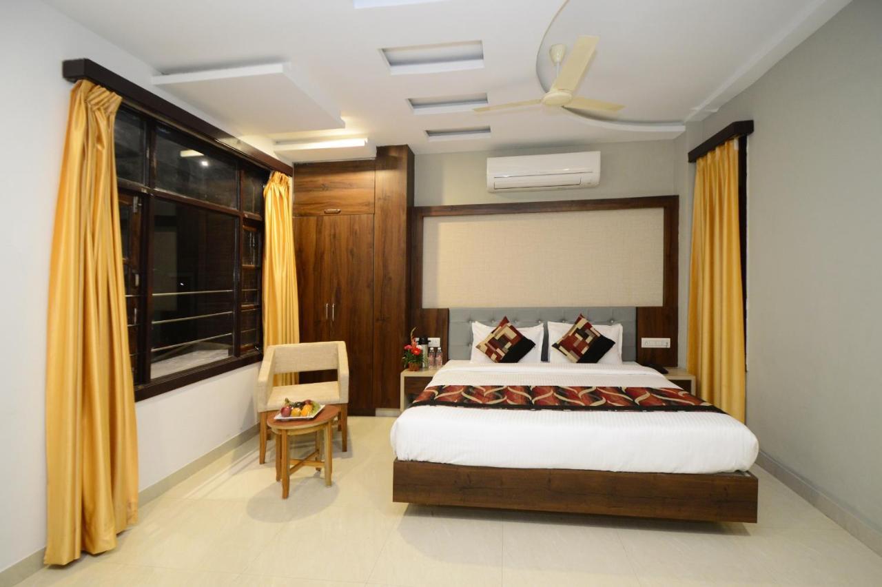Hopp Inn Udaipur Buitenkant foto