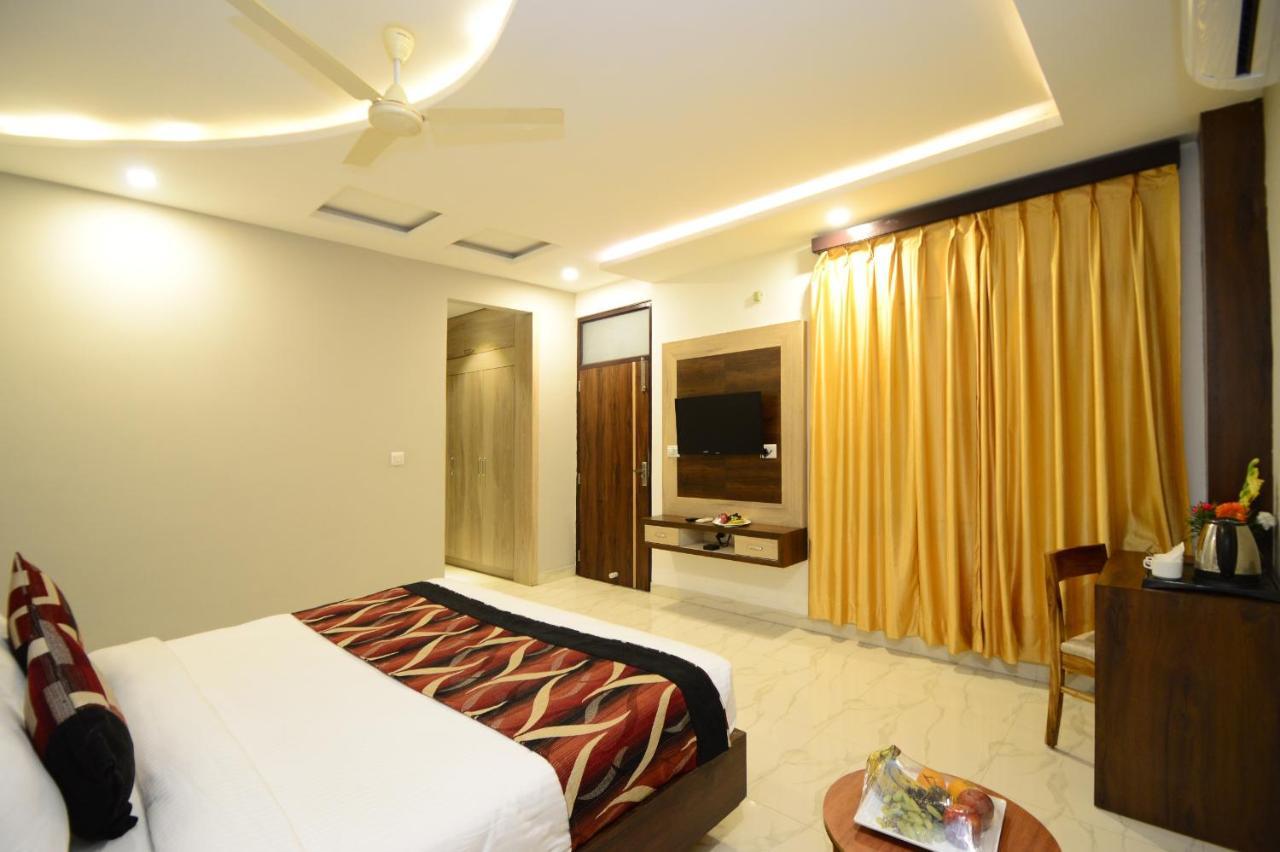Hopp Inn Udaipur Buitenkant foto